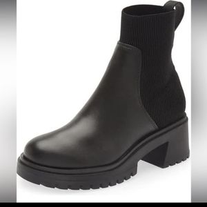 Steve Madden Women's Holley Ankle Boot Fits like a 12, but is marked size 13